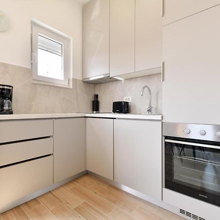 Modern Holiday Apartment "Libra" With Swimming Pool Posedarje Extérieur photo