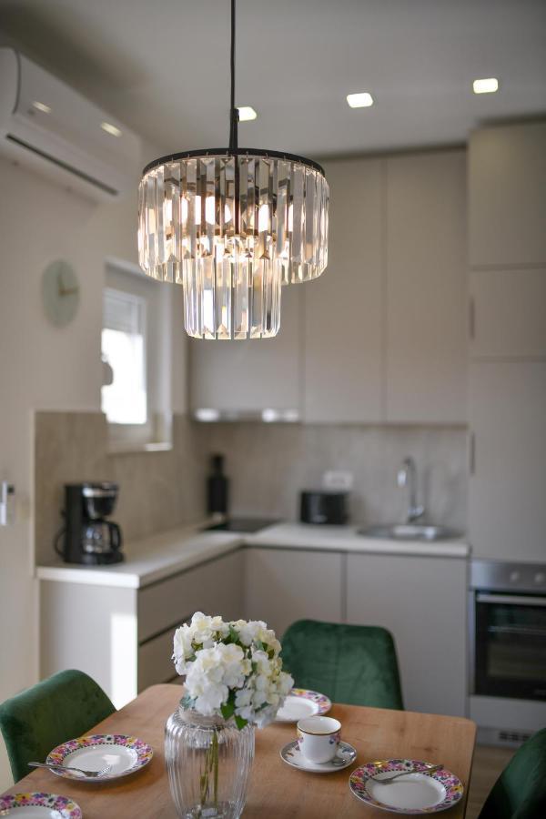 Modern Holiday Apartment "Libra" With Swimming Pool Posedarje Extérieur photo