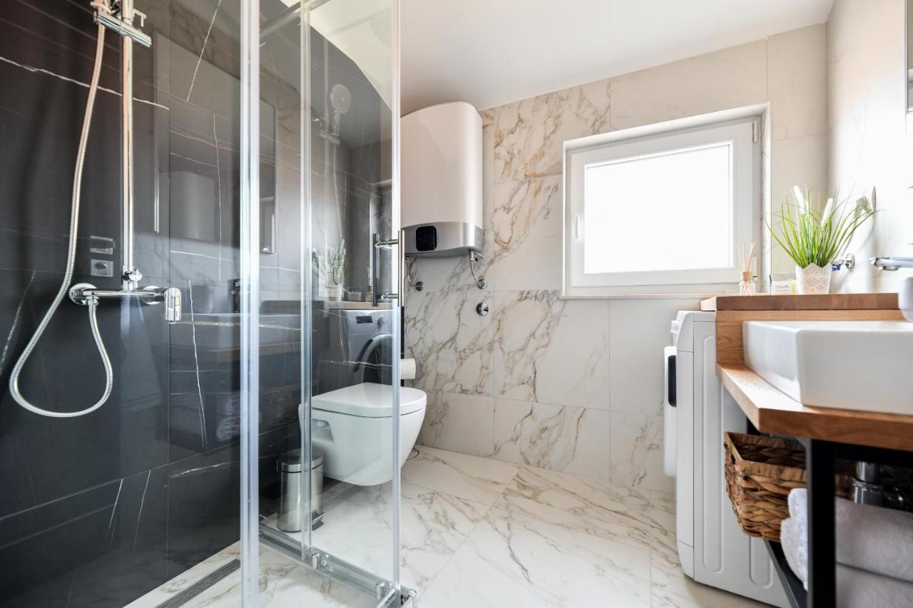 Modern Holiday Apartment "Libra" With Swimming Pool Posedarje Extérieur photo