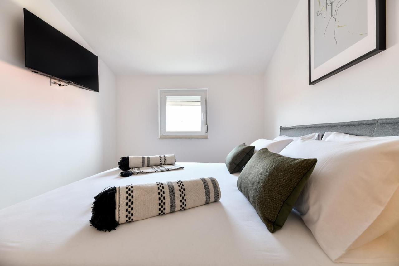 Modern Holiday Apartment "Libra" With Swimming Pool Posedarje Extérieur photo