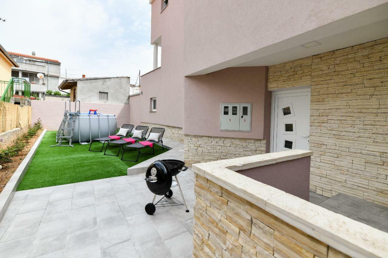 Modern Holiday Apartment "Libra" With Swimming Pool Posedarje Extérieur photo