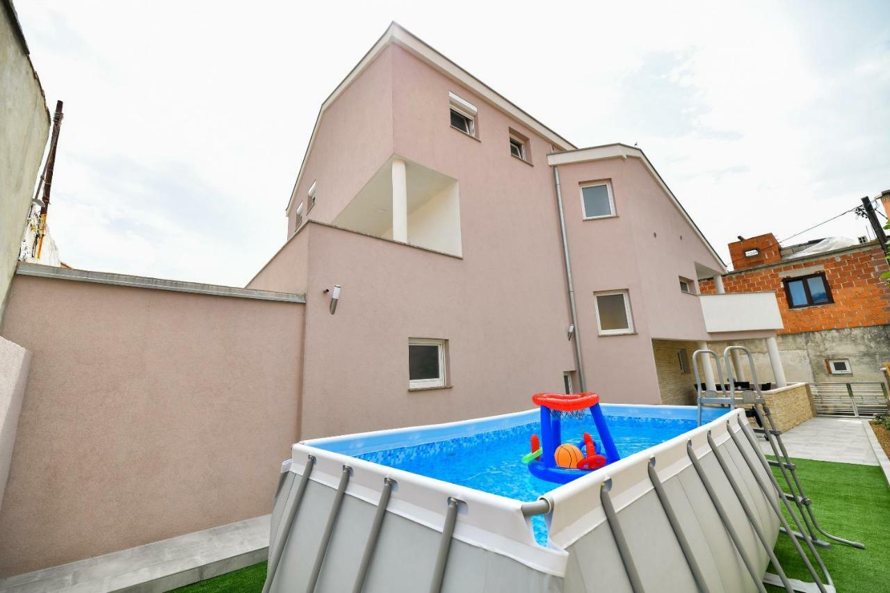 Modern Holiday Apartment "Libra" With Swimming Pool Posedarje Extérieur photo